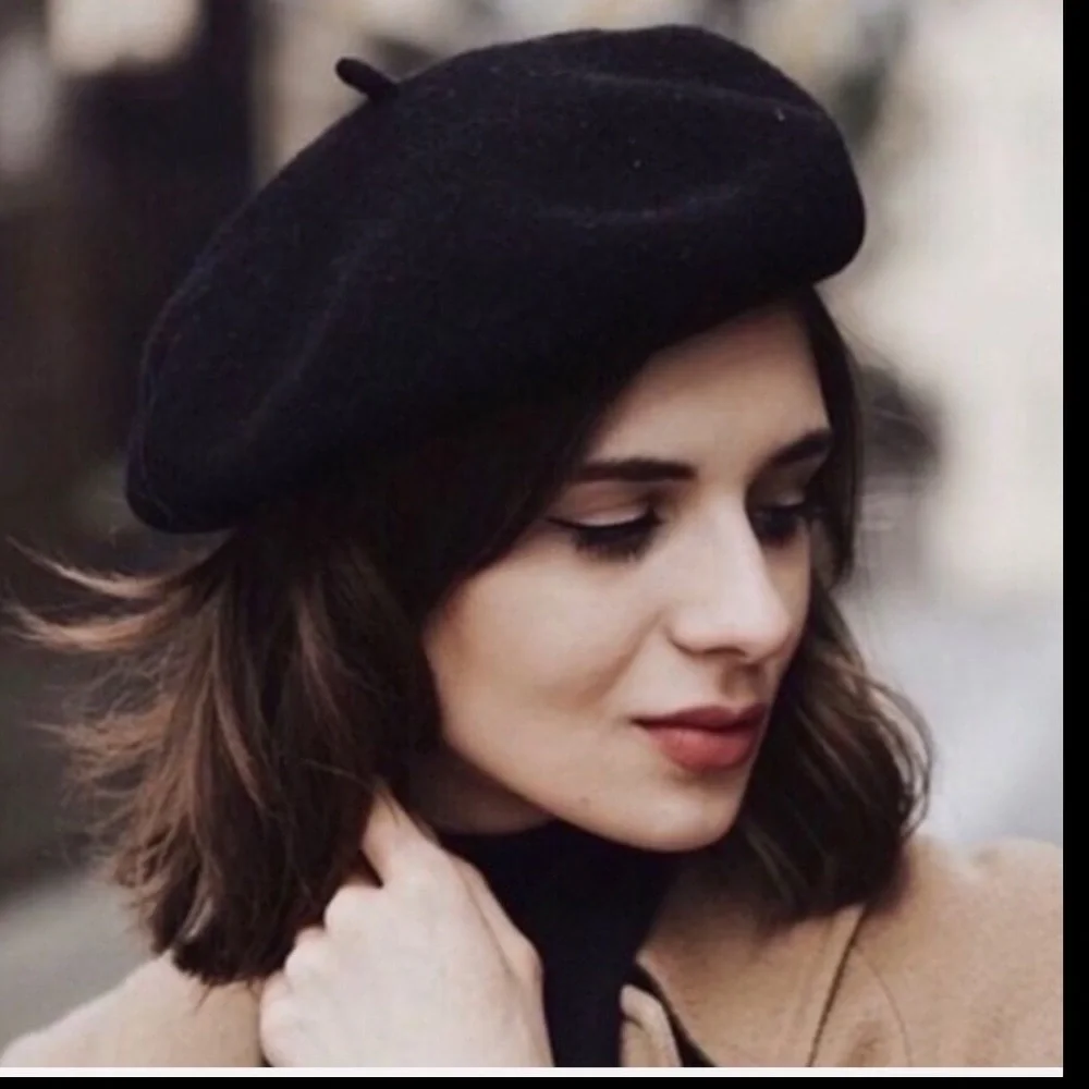 Black beret French Hat
